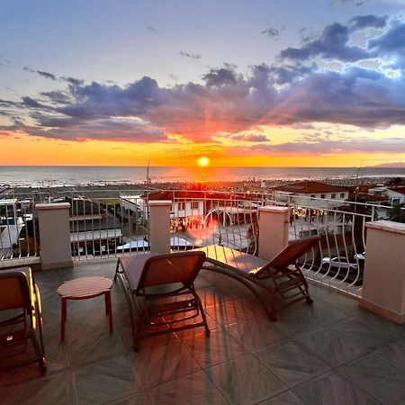 Hotel Medusa Lido di Camaiore Zewnętrze zdjęcie